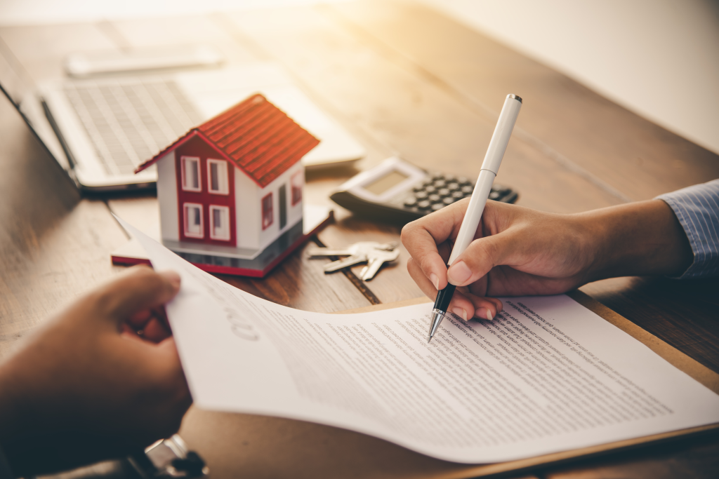 5 formas de economizar no seguro sem abrir mão da proteção. Uma corretora de seguros de confiança auxilia você em todos os processos!